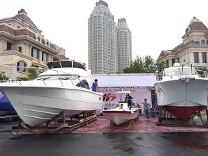 船用發(fā)動(dòng)機(jī)–游艇項(xiàng)目